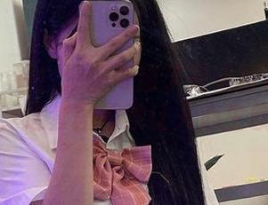 微密圈 – 看！汤圆可甜了在白衬衫中翩然而舞，这套图不禁让人心生联想。