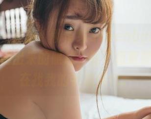 波萝社 – 更新！柳侑绮Sevenbaby在马尔代夫拍出来的照片，看了想度假吗？我在找我的手机钱包。