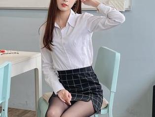 办公室的高清图册：泥泥汝的OL女郎A，见证每一份颤抖的小心脏……