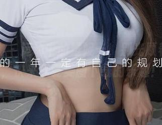 爱尤物 – 运动中的维妮卡，别光顾着流汗，快来享受美图下载的乐趣！