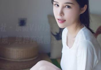 爱蜜社 – 乐薇Vivi泳装最新图包，没别的意思，纯粹在试图追求张力和宽松？
