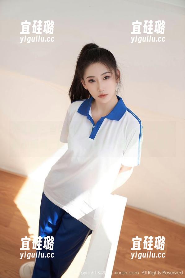 秀人网 - 当K8傲娇萌萌Vivian遇上姐妹般的感情，图包一拿就把下载热情点燃！