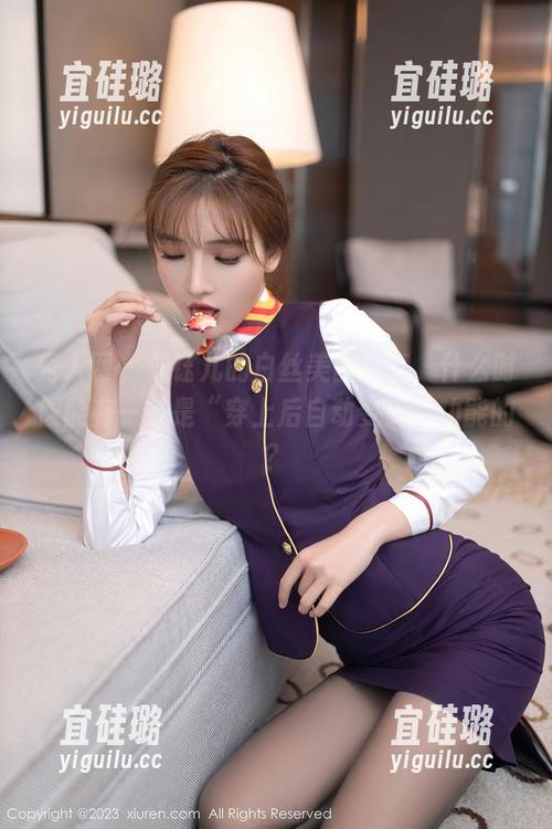 秀人网 - 刘钰儿的白丝美图分享，什么时候能有一条是“穿上后自动变美”功能的？