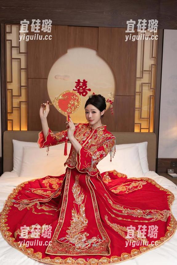 秀人网 - 妙趣横生——周慕汐fairy的校服套图为何让人停不下来