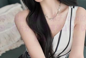 秀人网 – 揉面、加料、木子nana的厨娘狂想曲—图片分享，原来做饭也可以这么好玩！