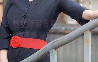 秀人网 – 灿宝泳装写真，高清画质直接点燃了我对夏天的向往