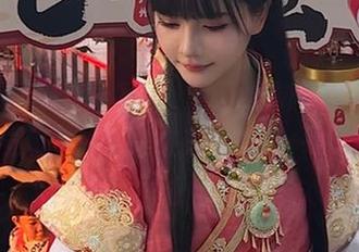 秋山AkI的女仆写真，一种定制专属的感觉，感觉每一帧都是在邀请我来一场茶会？