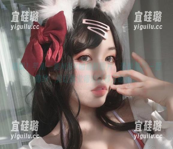 哇哦！芊川一笑MNK的最新图片，蕾丝就像一层薄纱，竟让我觉得难以移开眼睛。