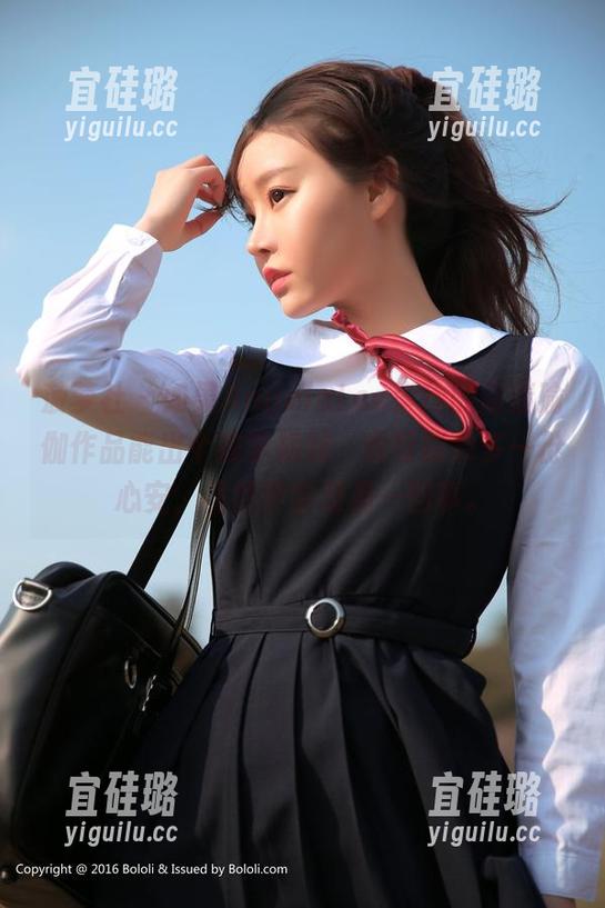 菠萝社 - 如果AngelaLee李玲的高清瑜伽作品能出个教学视频，我可能会多一份心安，虽然学会是另一回事。
