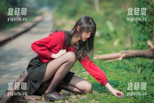 玫瑰兔子：西呱呀呀呀的写真合集，多汁又诱人
