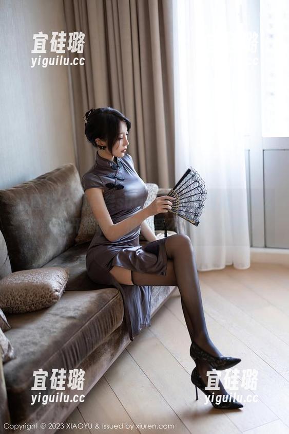 语画界 - 杨晨晨sugar的私房短裙，什么时候能开箱啊，根本受不了这个期待！