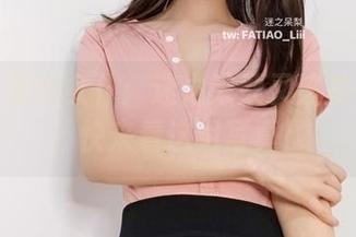 半透明黑丝女仆：迷之呆梨又该美一波了，快来看这组写真！