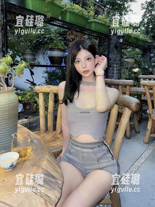 微密圈 - 啊！陈妮妮UNI的粉色内内被妖娆地更新，啥时候的图包呀？