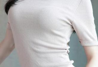 青豆客 – 佟蔓：兔女郎写真，连兔子都想为她脱单